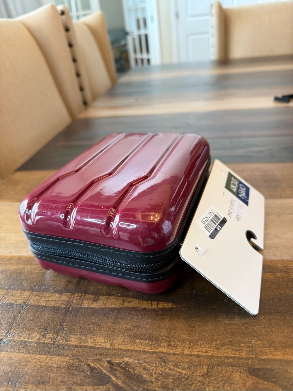 Open Story Hardside Mini Case Travel Organizer Zip Case, Burgundy